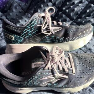 ✨ALMOST NEW✨Brooks Women’s Glycerin 20 Running Shoes in Navy and Teal